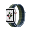 Apple Watch SE GPS + Cellular مقاس 44 مم بهيكل من الألومنيوم الفضي مع حلقة رياضية باللونين الأزرق الداكن/الأخضر الطحلبي