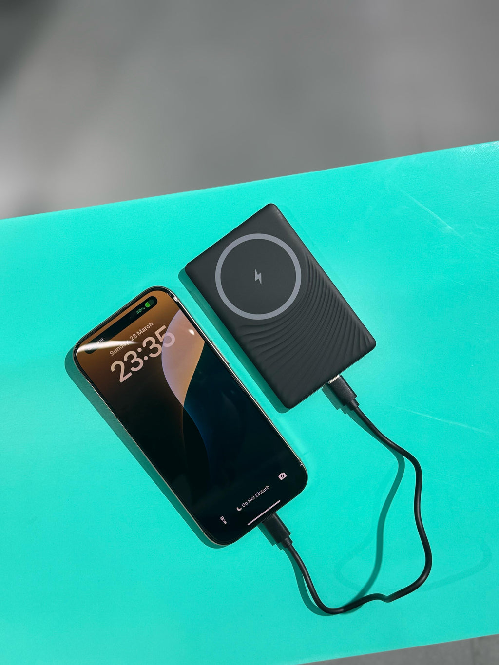 بنك طاقة صغير 5000mAh MagSafe من سلسلة LZEL MagNexus Neox شاحن لاسلكي سريع 15 واط | أسود