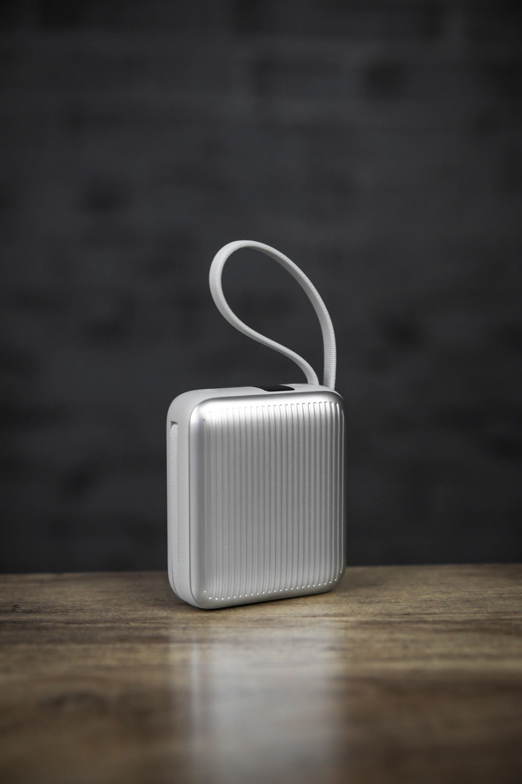 LZEL Neurode Sync - 10,000mAh PD Mini Power Bank 22.5W with Built-in Cable