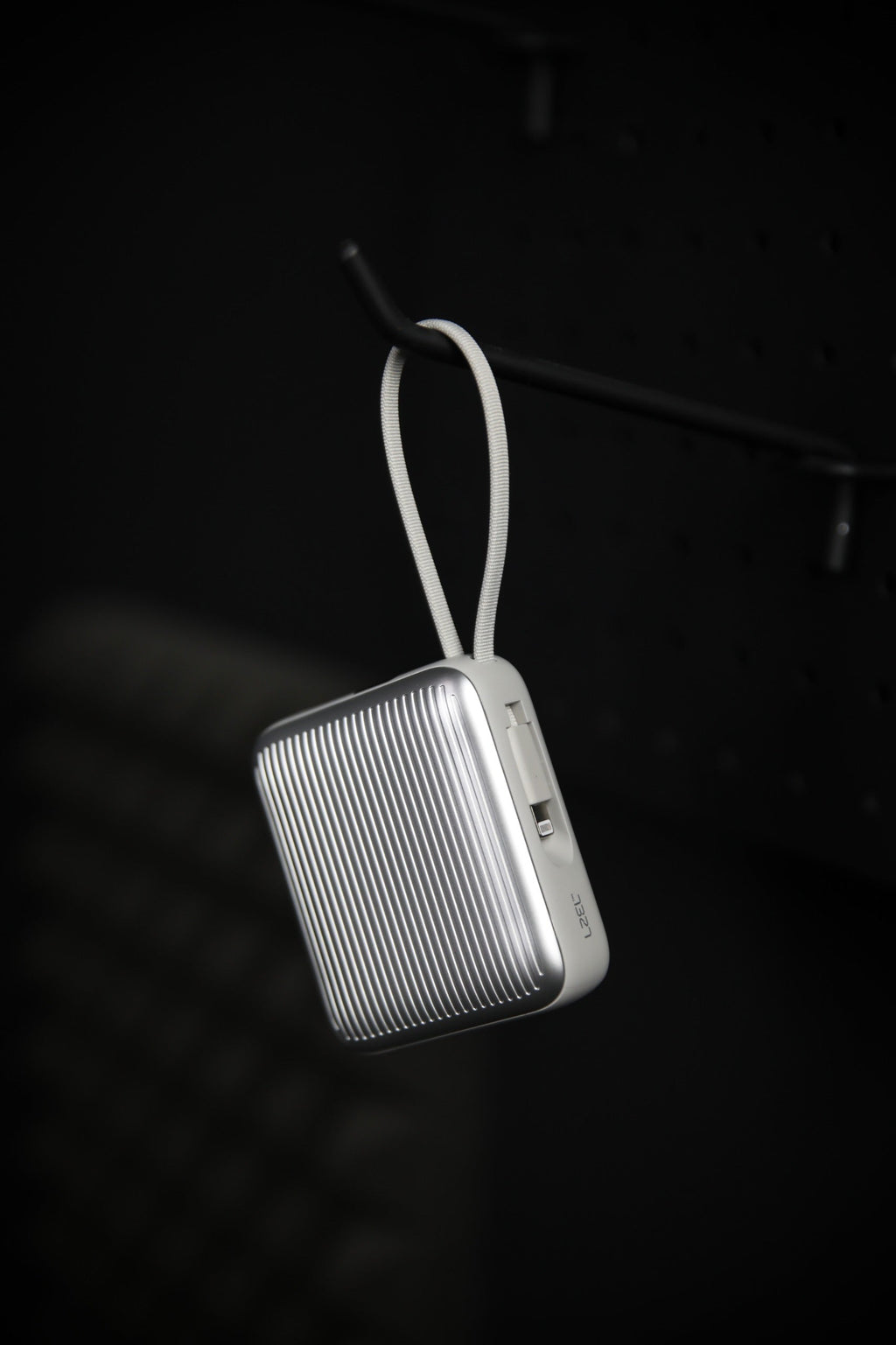 LZEL Neurode Sync - 10,000mAh PD Mini Power Bank 22.5W with Built-in Cable