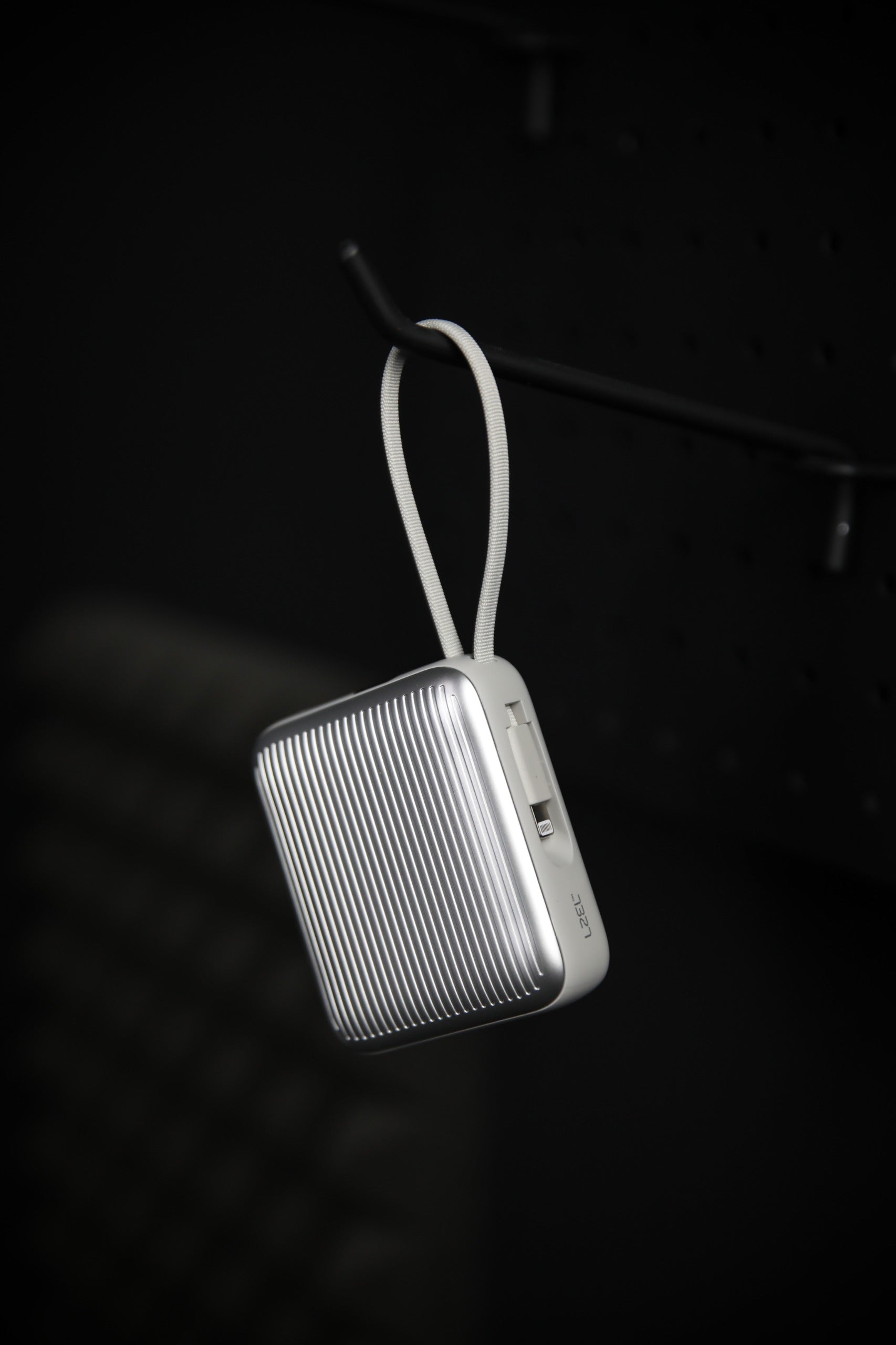 LZEL Neurode Sync - 10,000mAh PD Mini Power Bank 22.5W with Built-in Cable