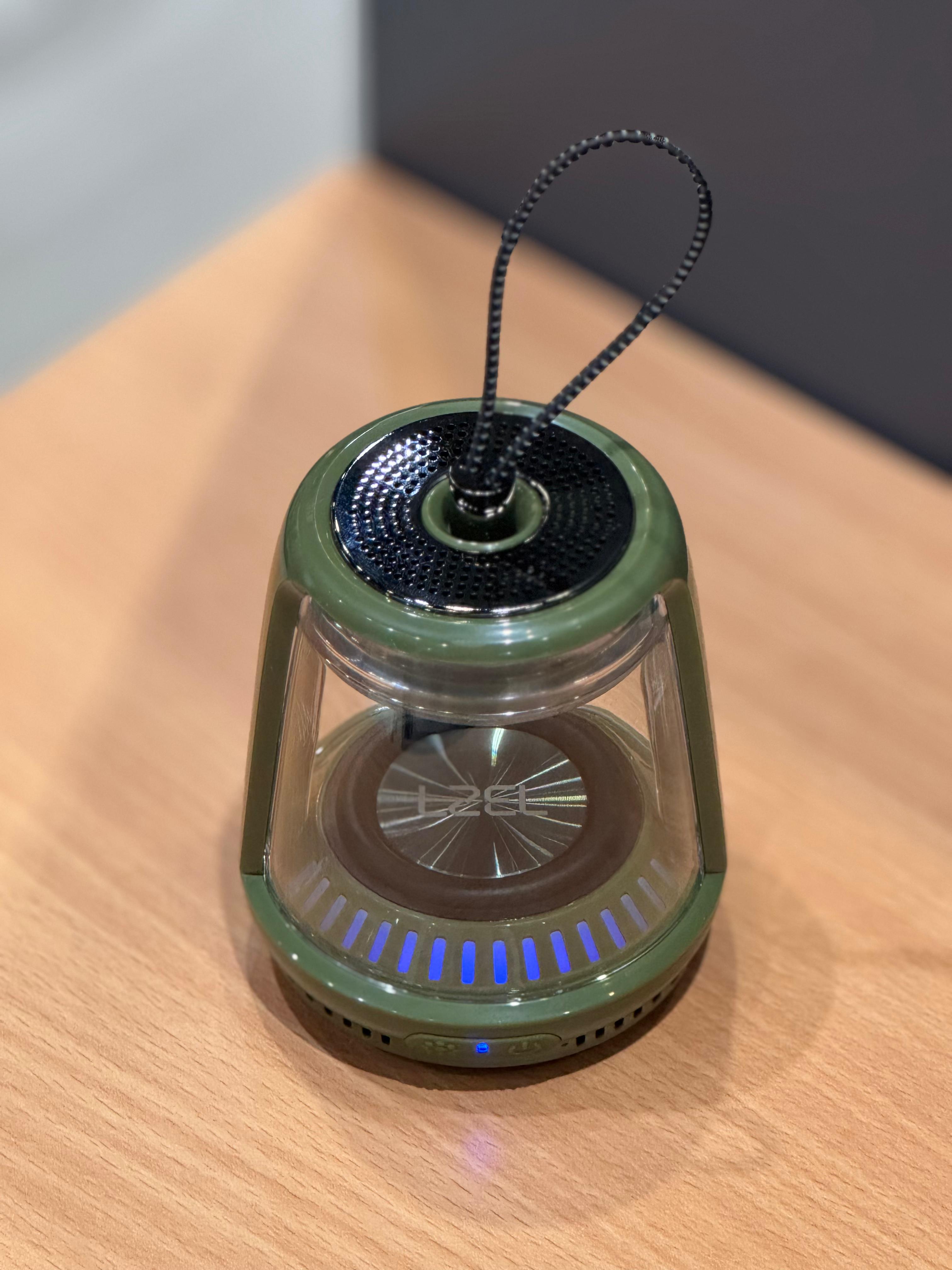 LZEL Aquilasonus Lamp Compact Waterproof Bluetooth Speaker With Dynamic RGB Lights